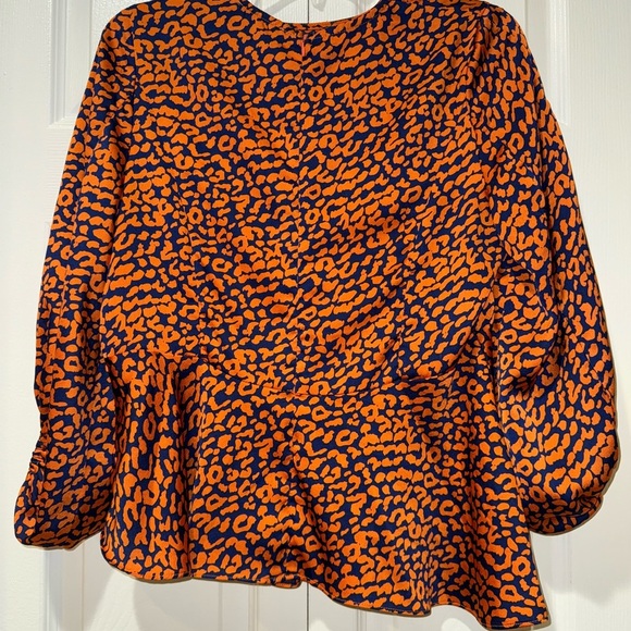 LULUS Color Me Wild Orange and Navy Blue Leopard Print Peplum Top size M. NWOT - Picture 4 of 12